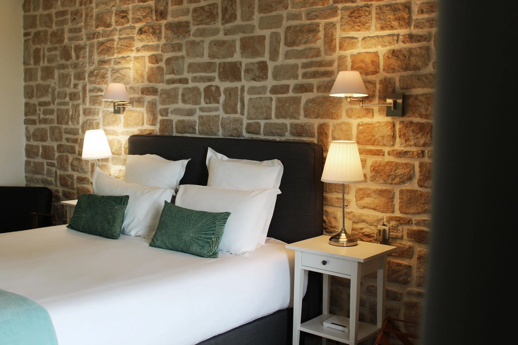 Chambre Triple Soleil Couchant - Hôtel Les Vieilles Tours