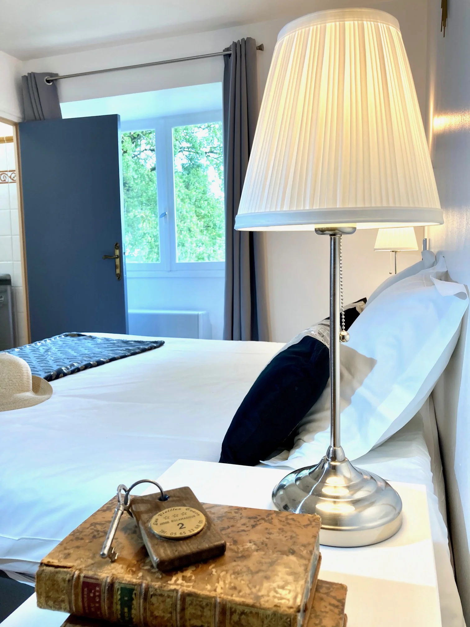 Chambre Double Lumière Traversante - Vue sur parc arboré