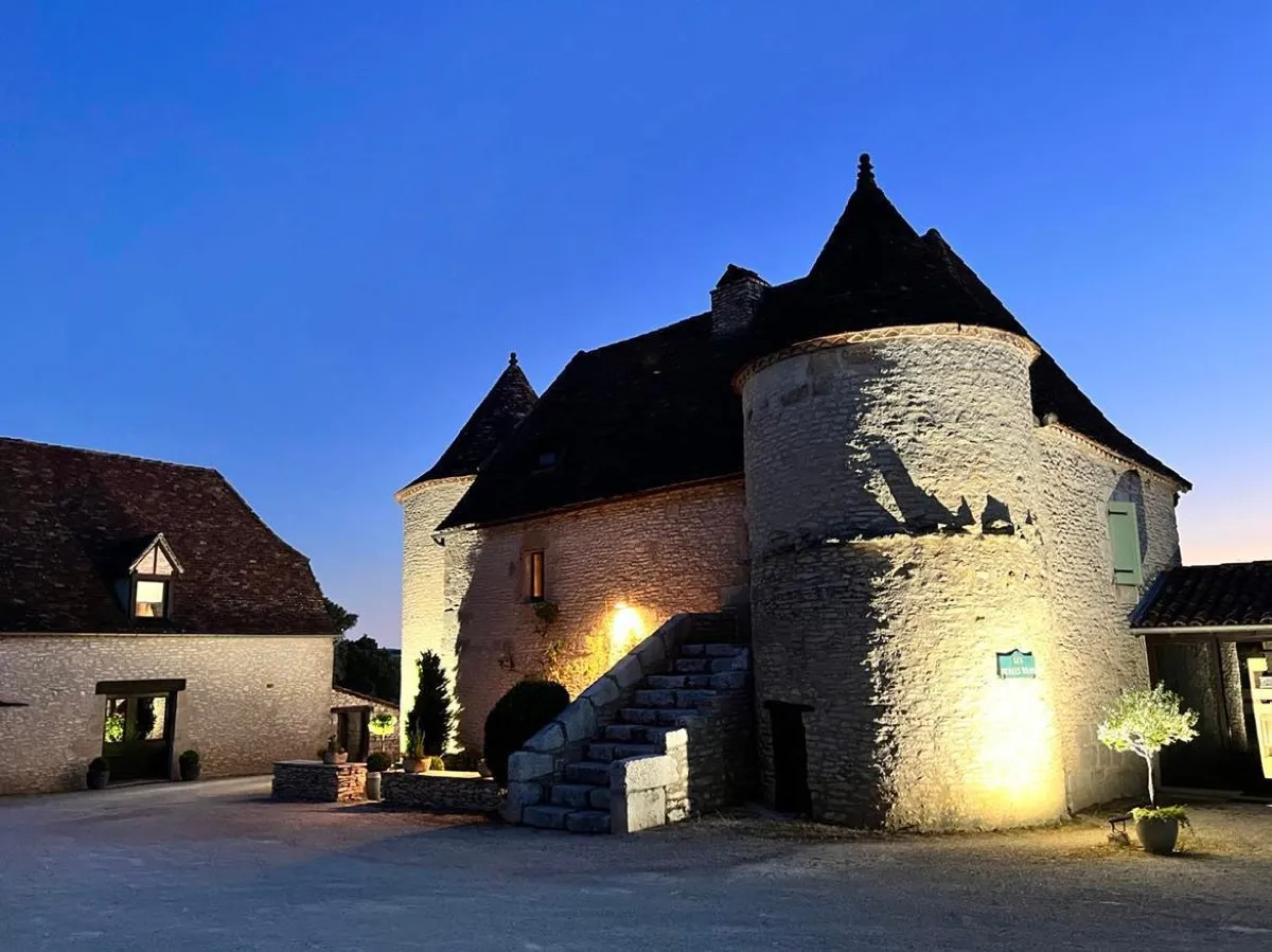 Hôtel Les Vieilles Tours - Vue 4